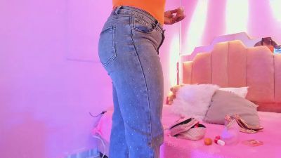 LoveQueen2 webcam cam4 model stream image