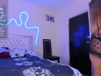 dafnezahiraa_ webcam model stream image