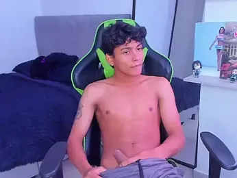 PaulTallx webcam model stream image