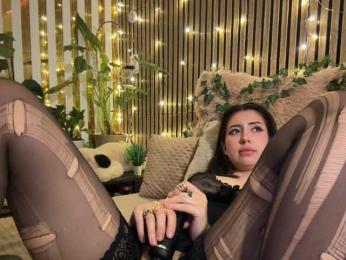 -konfetttttka- webcam bongacams model stream image