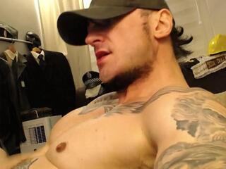 Bret Ballard webcam flirt4free model stream image