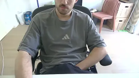 taallguyy_196 webcam stripchat model stream image