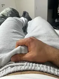 Youngmuscelfit9 webcam model stream image