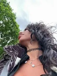 AlyssaHottv_ webcam model stream image