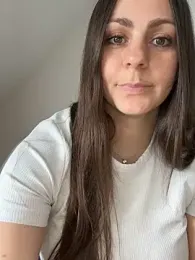 Loella-Rose webcam model stream image