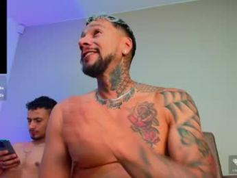 valentinos_ webcam model stream image