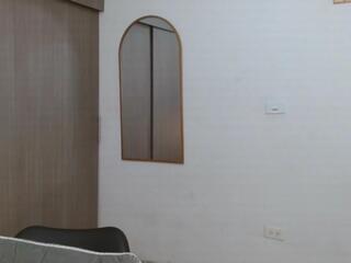 Alix Martin webcam model stream image