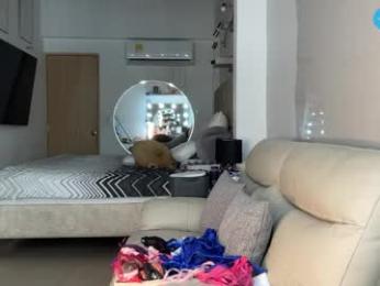 _gummies15 webcam chaturbate model stream image