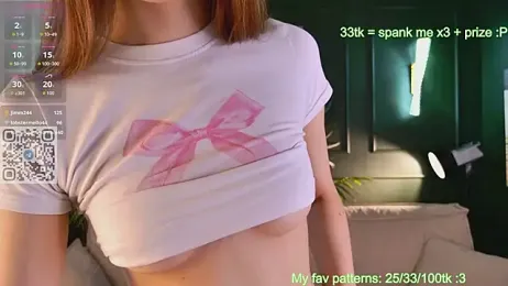 Vivienn_Moon webcam model stream image
