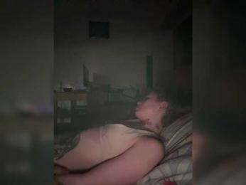 Letti28 webcam bongacams model stream image