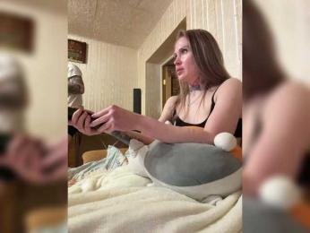 Letti28 webcam bongacams model stream image