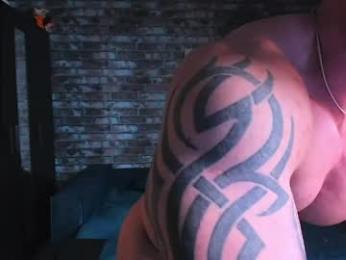 mark_normal webcam model stream image