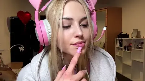 Evva_mayy webcam model stream image