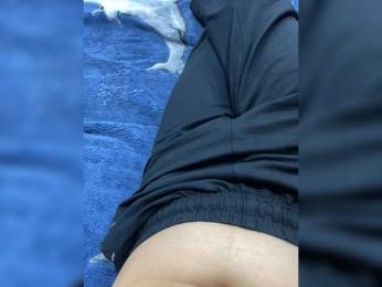 Love-para111 webcam model stream image