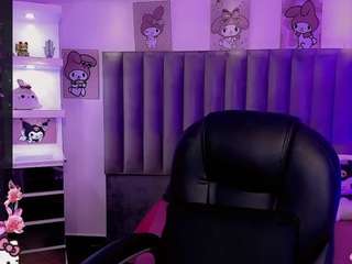 julia-lopez webcam model stream image