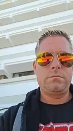 Trucker_Hunter webcam model stream image