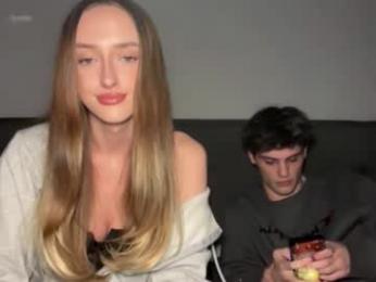 claraandnate webcam model stream image