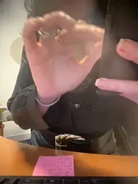 Deessenympho webcam model stream image