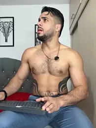 Maximiliano_ford webcam model stream image