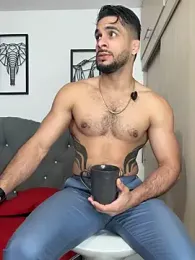 Maximiliano_ford webcam model stream image