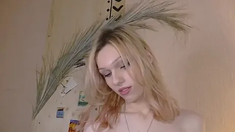 Kirana_Hayes webcam model stream image