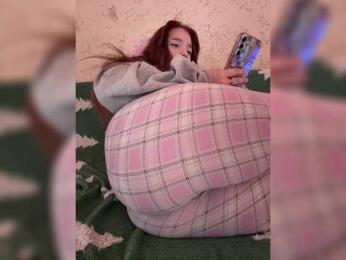 LittleDelora webcam bongacams model stream image