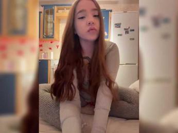 LittleDelora webcam bongacams model stream image