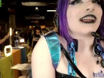 crimsonkitten webcam model stream image