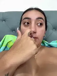 Hannahoff webcam model stream image