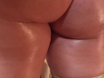 HeyBanana webcam bongacams model stream image