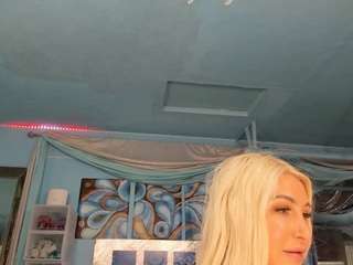 adrianna777 webcam camsoda model stream image