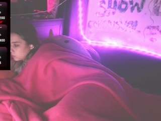 blondiewithanass webcam model stream image