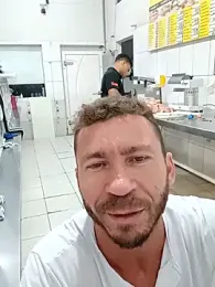 RobertoLuiz84 webcam model stream image