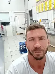 RobertoLuiz84 webcam model stream image