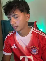 Leonarrrd_01 webcam model stream image