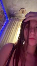 MaryJaneVerse webcam model stream image