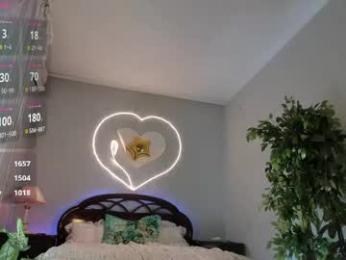 flower_nicole webcam model stream image
