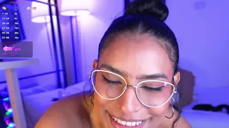 maykka webcam model stream image