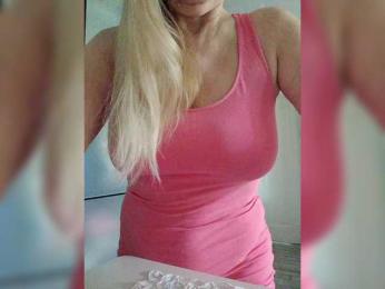 Tata42 webcam bongacams model stream image