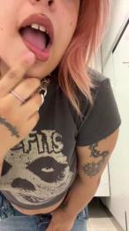 badvenus webcam model stream image