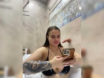 Sweetgirl31111 webcam model stream image