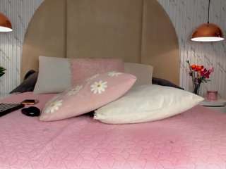 emmawilliams1 webcam model stream image