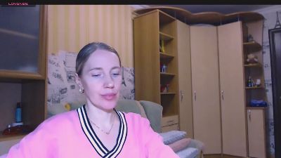 Oly_nice webcam model stream image