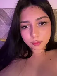 Maii_chan webcam model stream image
