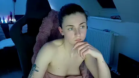 Melly4You webcam model stream image