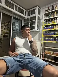 OliverWest04 webcam model stream image