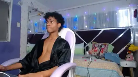 Santy_bigcock_01 webcam model stream image