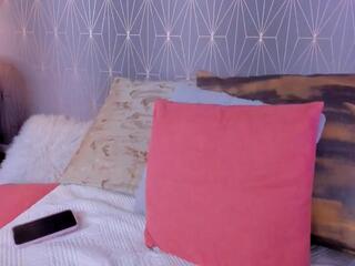 Amber Rosewood webcam flirt4free model stream image