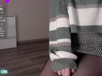 noelleneptune webcam chaturbate model stream image