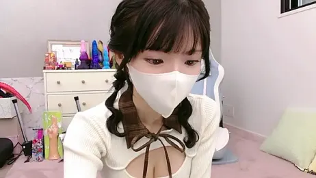 -minami- webcam model stream image